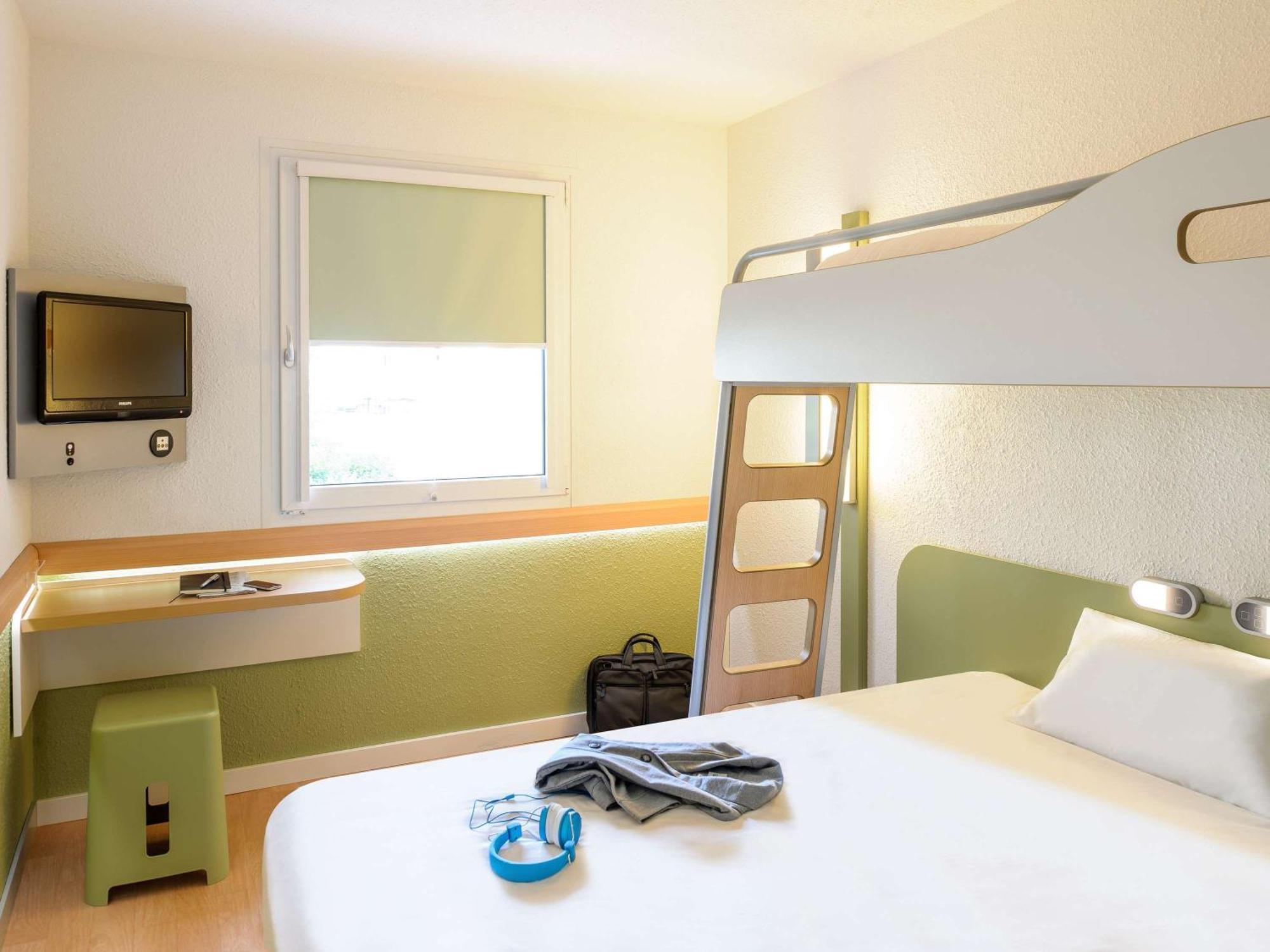 Ibis Budget Roye Руа Экстерьер фото